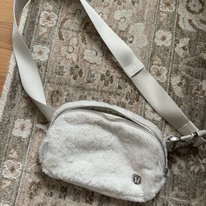 Lululemon Athletica White Crossbody Bag with Adjustable Strap